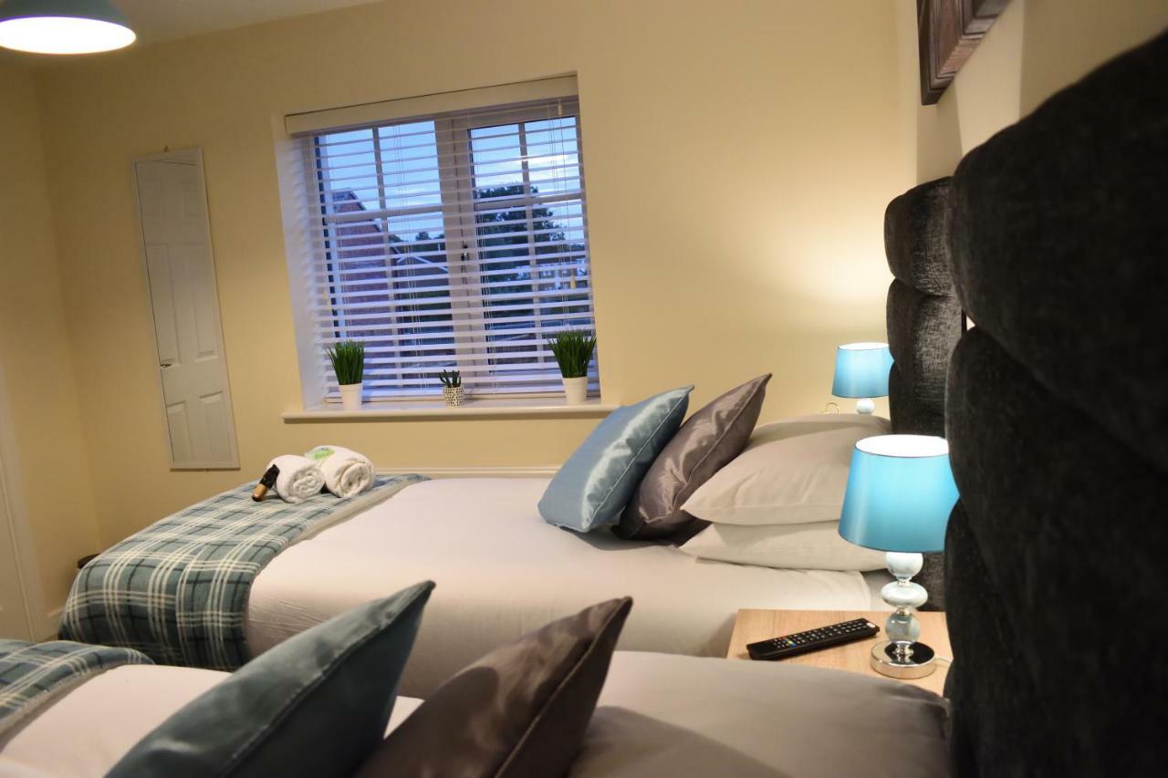 Apartment Staynec Coach House - For Company, Contractor & Leisure - Nec, Hs2, Jlr, Airport Birmingham