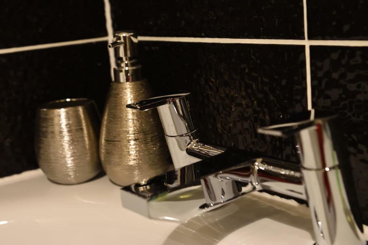 Staynec Coach House - For Company, Contractor & Leisure - Nec, Hs2, Jlr, Airport