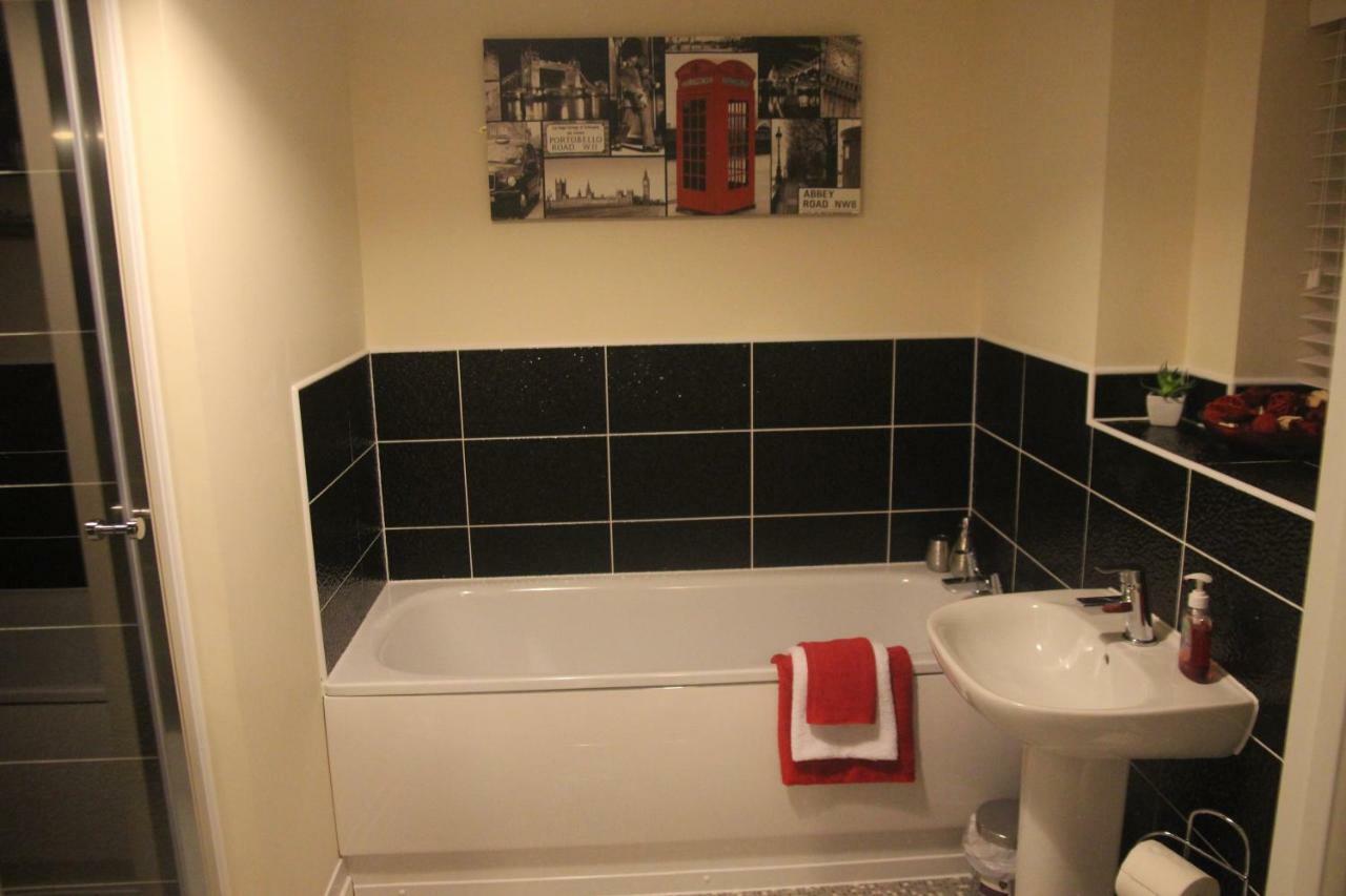 Staynec Coach House - For Company, Contractor & Leisure - Nec, Hs2, Jlr, Airport Apartment Birmingham