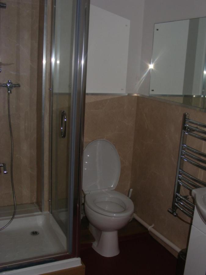 Bed & Breakfast Shanahans B&B With Sports Bar Birmingham