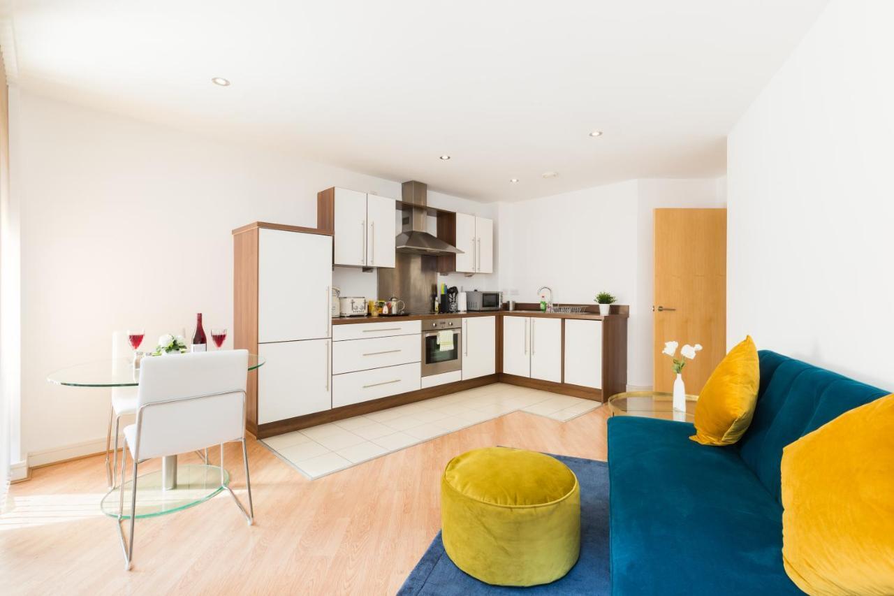 City Suites By Roche Apartment *