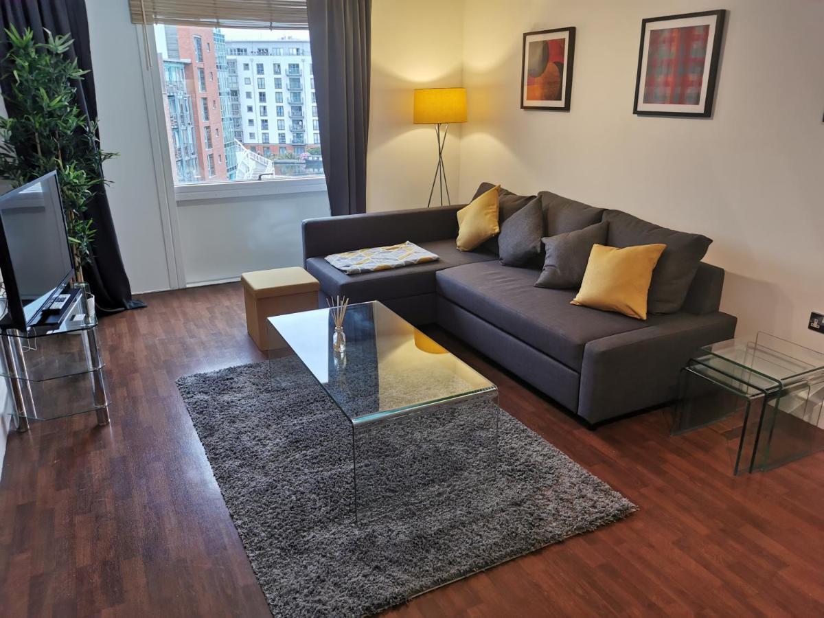 Apartment Voyager * Sleeps 6 * Parking Birmingham
