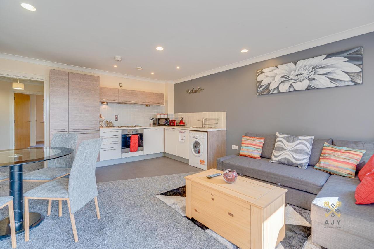 Mica Point Centre Apartment