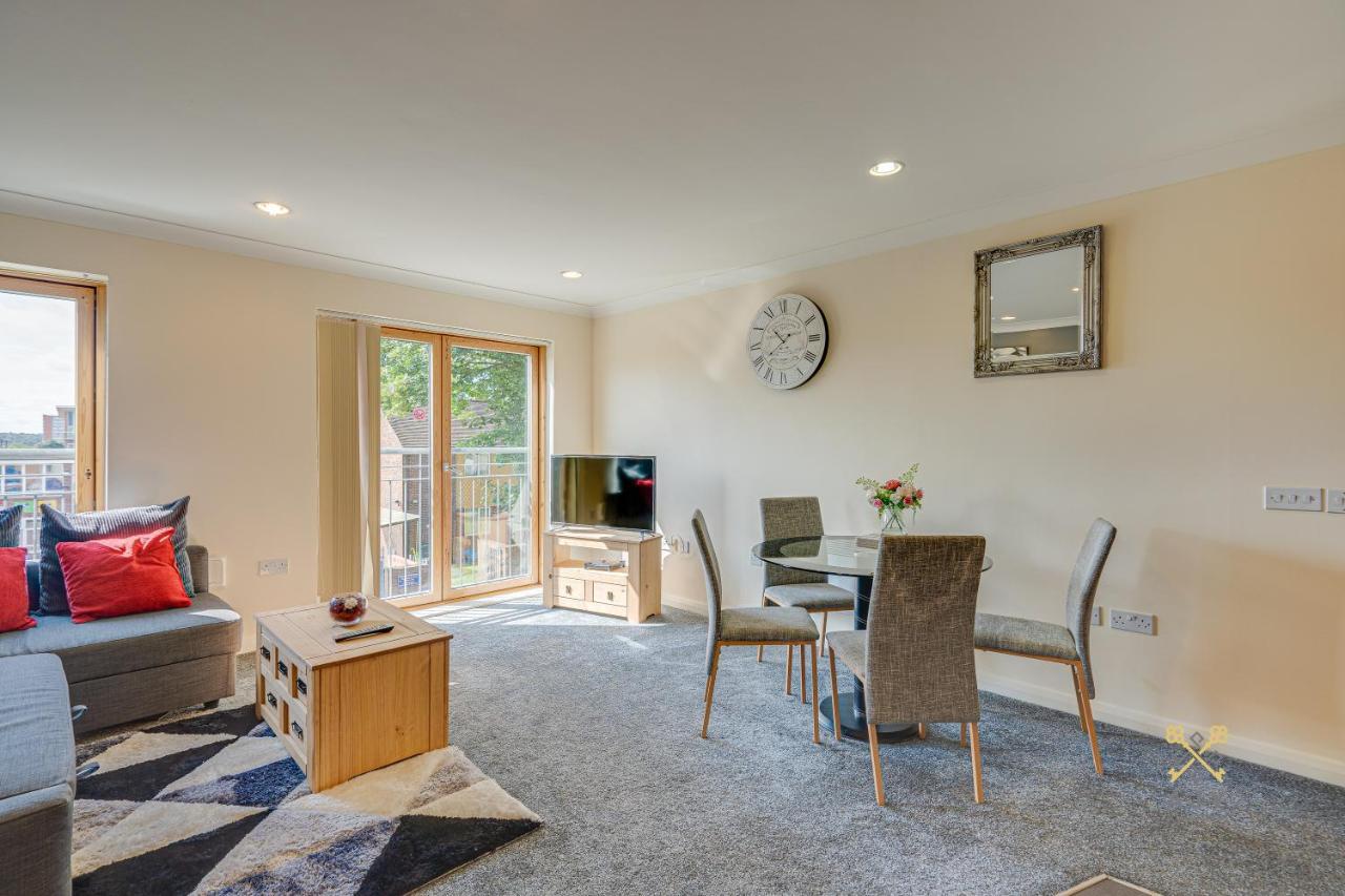 Mica Point Centre Apartment *