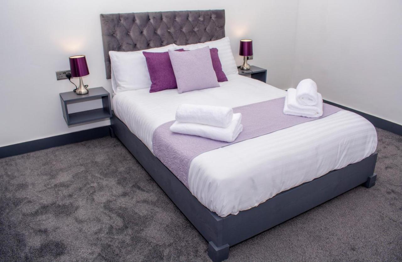 Guest house Homestay In Sleeps 8 - Free Parking & Wifi 2*