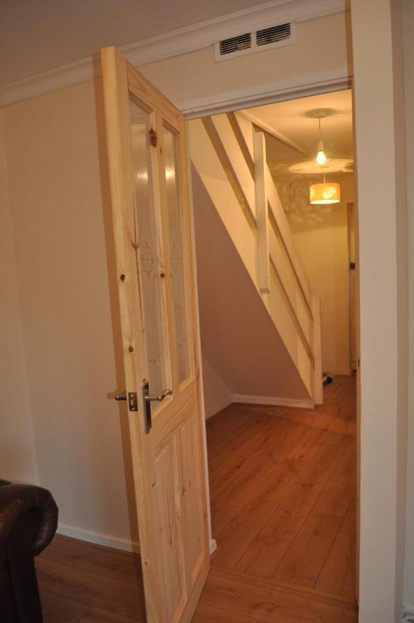 Holiday home 3 Bed House In City Centre Near M6 And Aston Birmingham