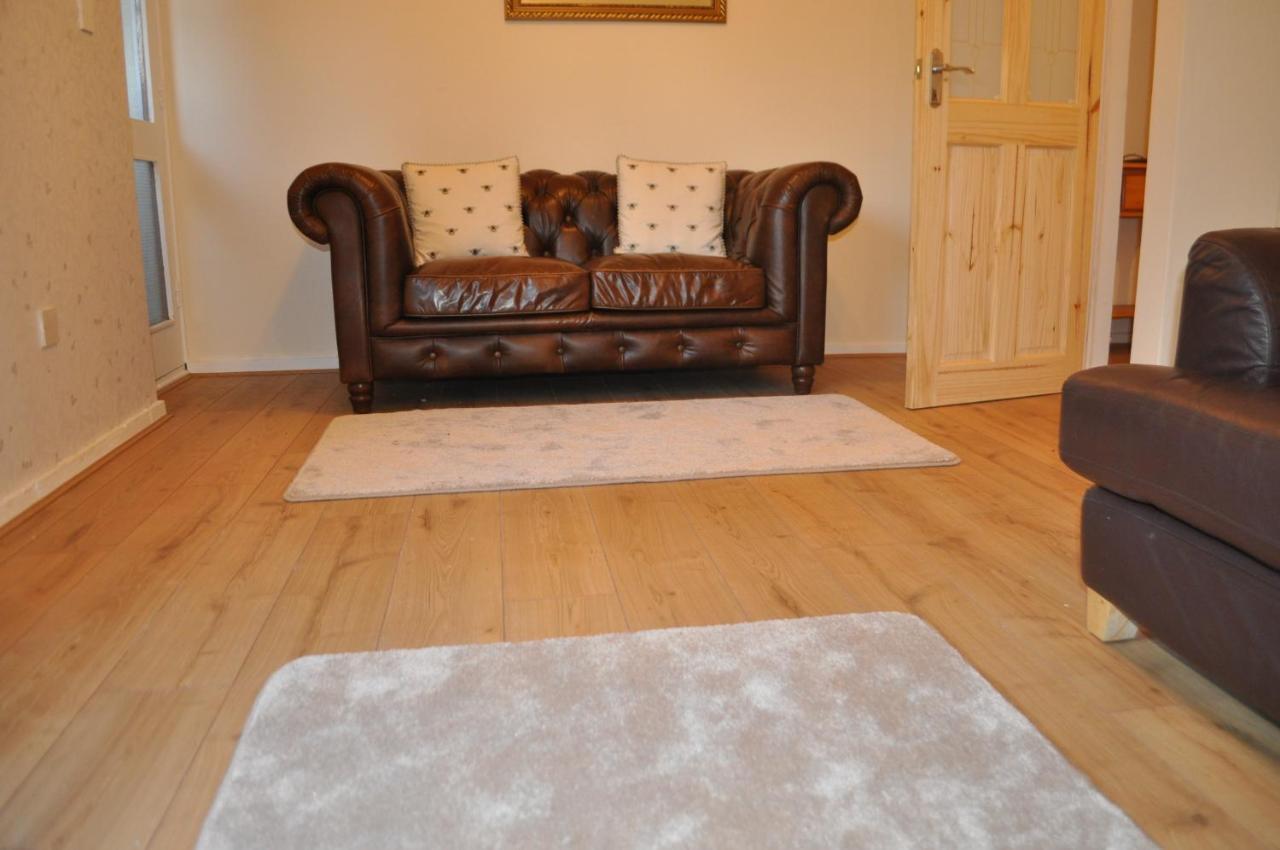 3 Bed House In City Centre Near M6 And Aston