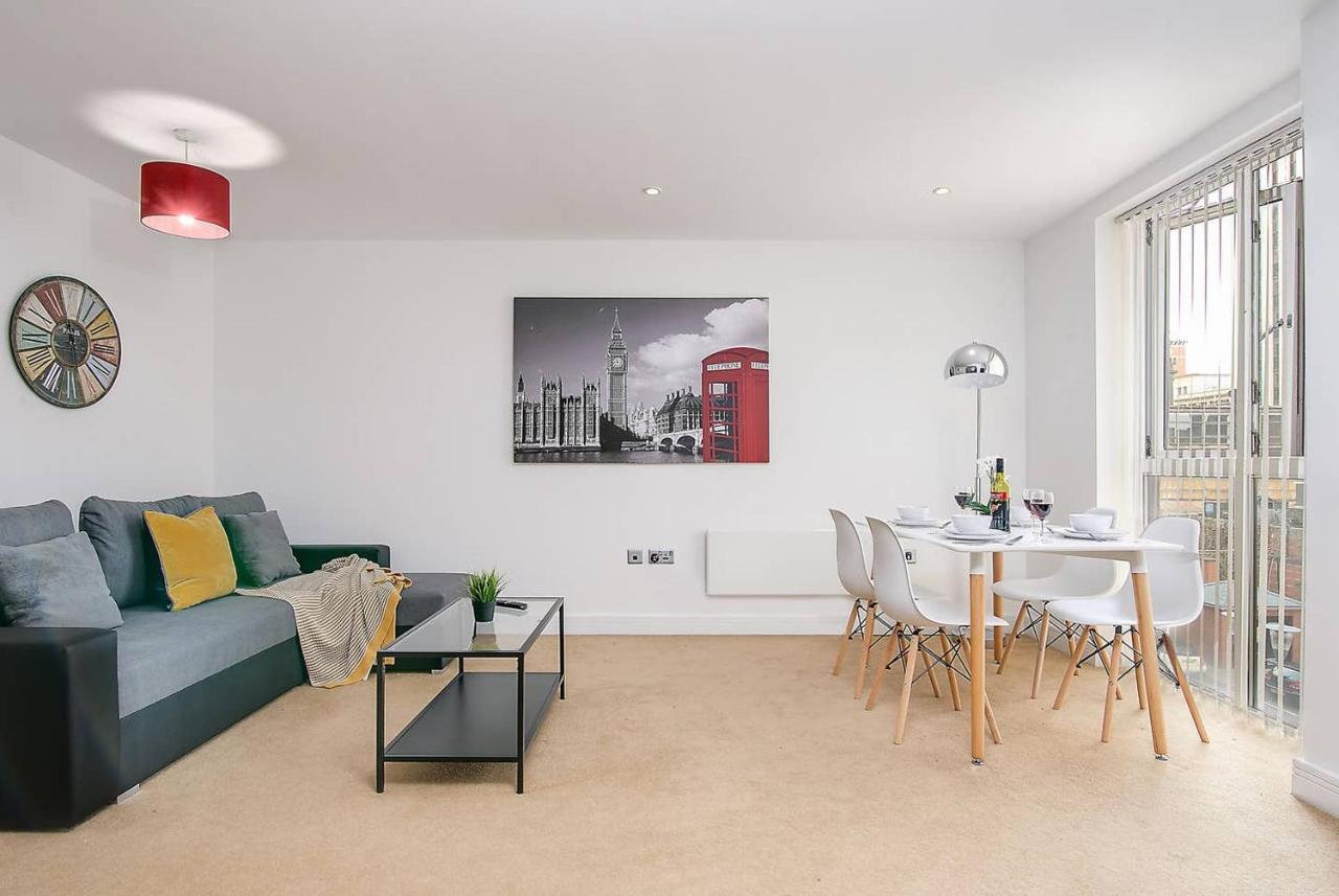 Cosmo Modern By Your Perfect Short Lets Apartment Birmingham