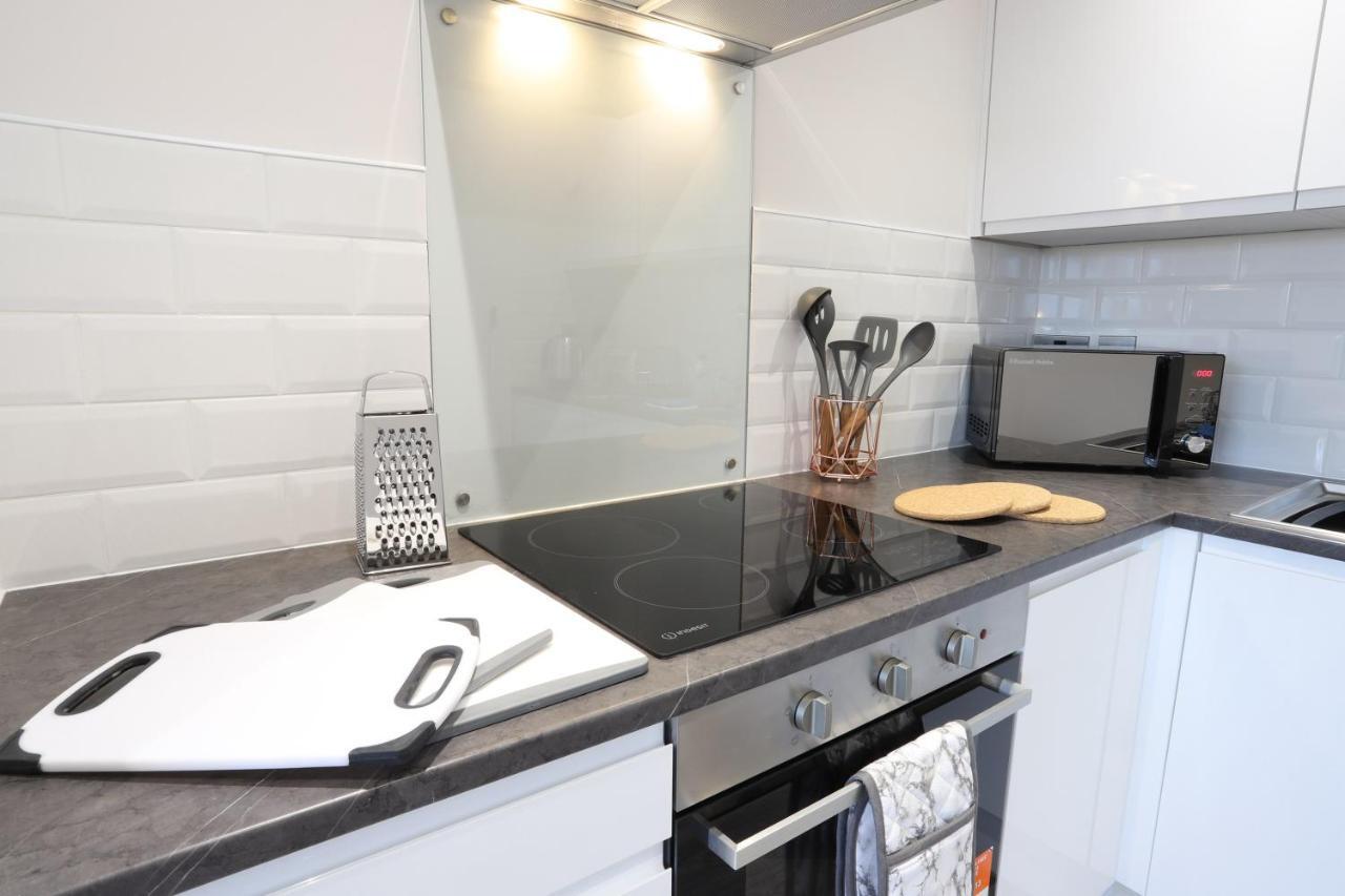 Apartment Necairport Interchange Shortstay Homebase Birmingham