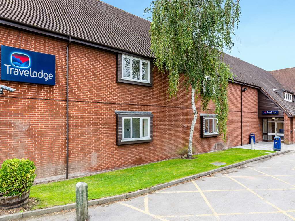 Travelodge Castle Bromwich Hotel 3*