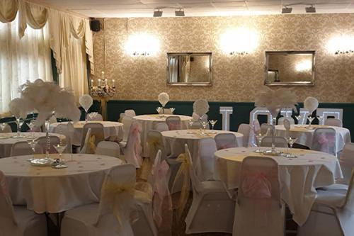 Hotel The Avenue Club And