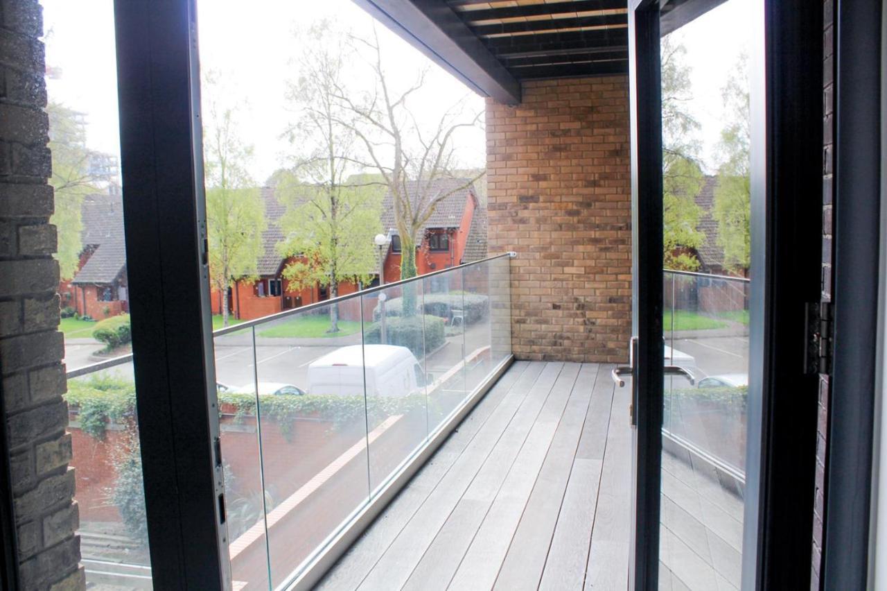 Modern 2 Bed With Location * Birmingham