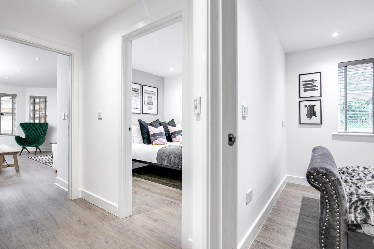 Montague House Serviced Apartment *