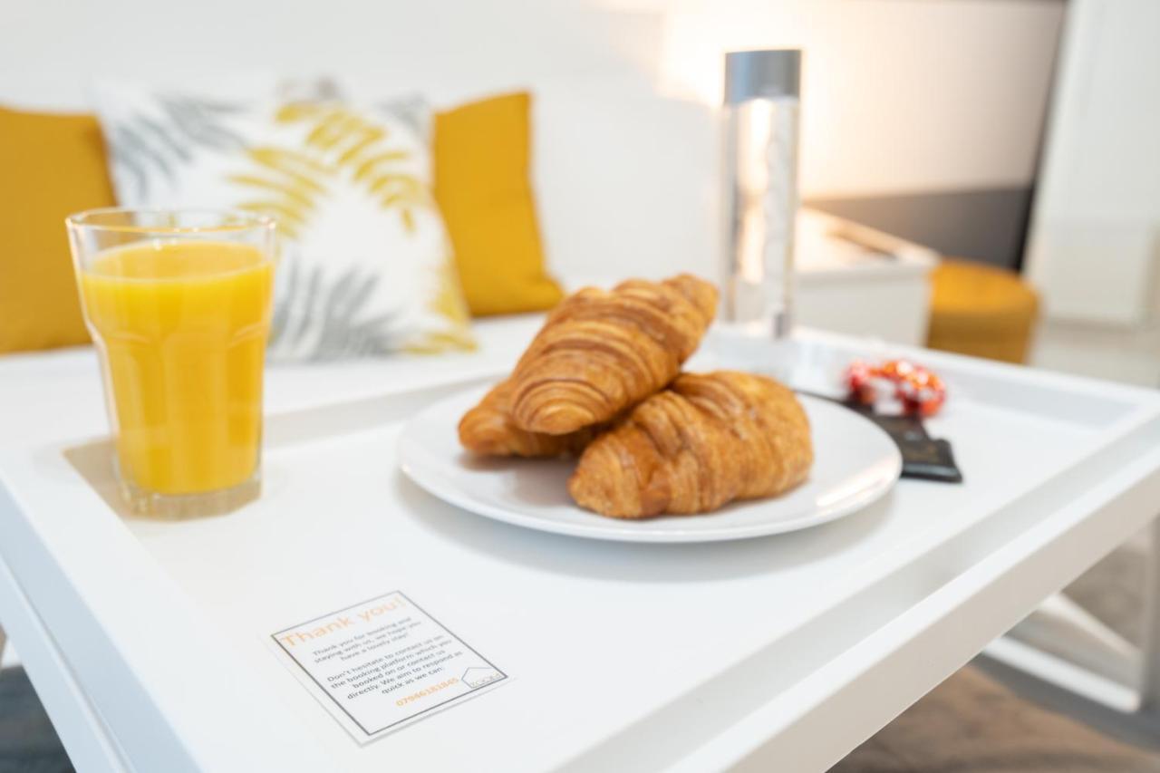 Modern Apartment- Birmingham- Broad Street & Brindley Place- 10 Min Walk From Bullring, 02 Arena, New Street Station & Grand Birmingham