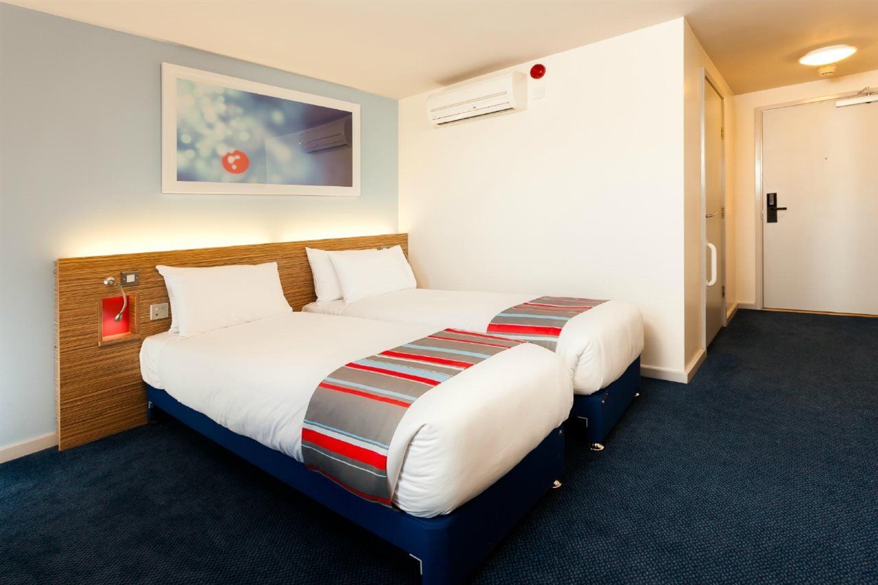 Travelodge Broadway Plaza Hotel