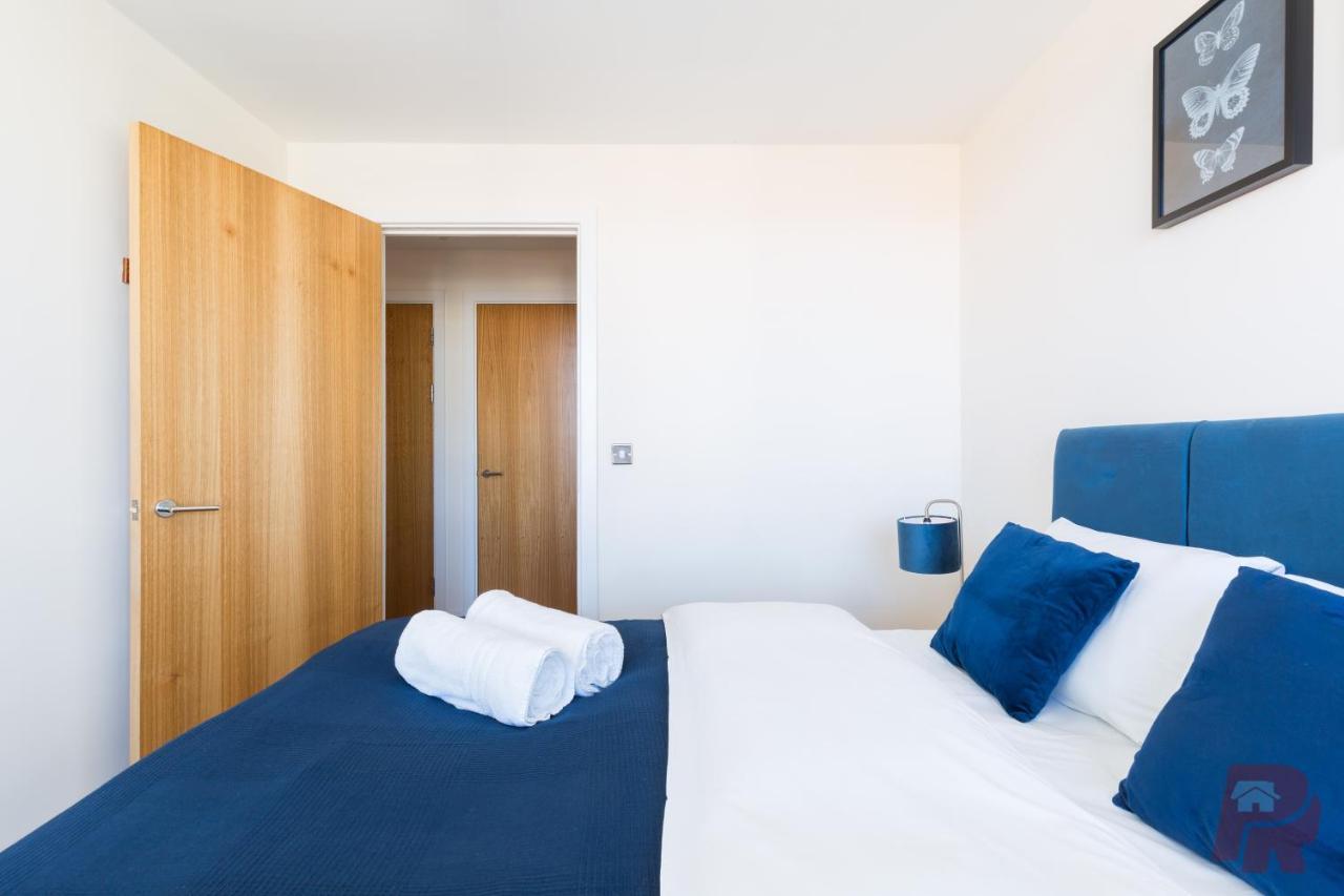 Skyline Views - Free Parking & Balcony Birmingham