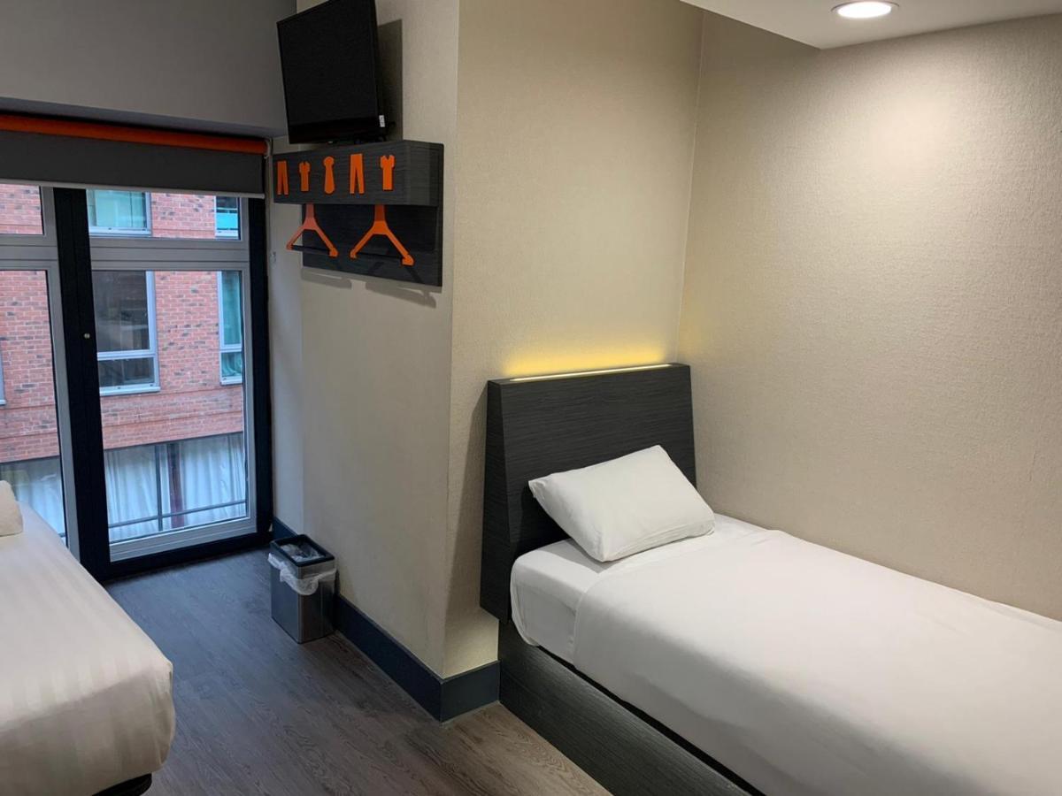 Easyhotel Hotel 3*