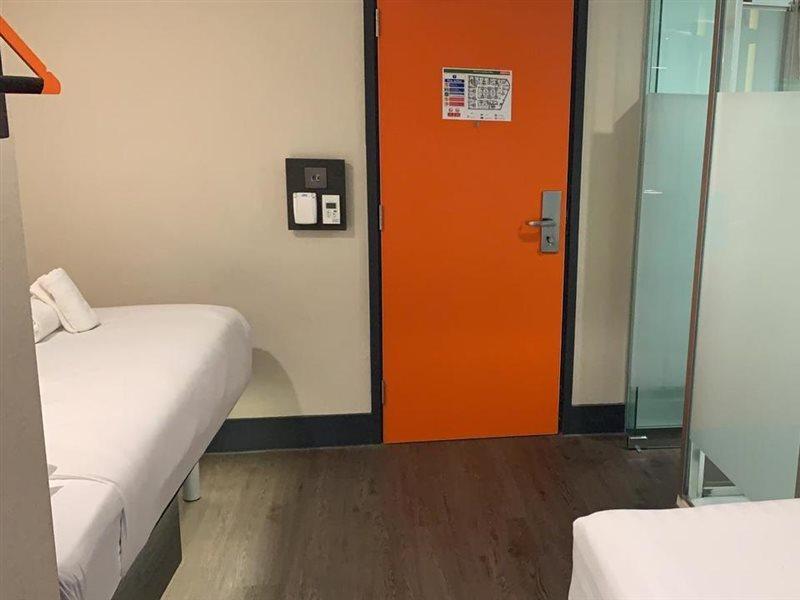 Hotel Easyhotel
