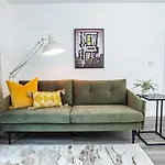 Smith House 1&2 Bed Apts Near Brindley Place, Canals, Bhm Arena, Broad St, Free Parking By Opulent