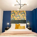 Smith House 1&2 Bed Apts Near Brindley Place, Canals, Bhm Arena, Broad St, Free Parking By Opulent