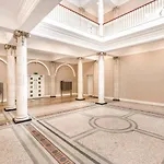 Grand 1 Bed W/ View & Parking By Opulent
