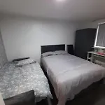 Glorious Bnb Longbridge