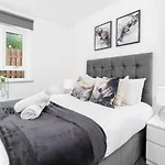 2 Bedroom - The Marsons Collection - New Luxury Apartment - Balcony - Secure Parking