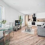 Birmingham City Centre - New Apartment - Smart Tv - Wifi - Intercom - Top Rated