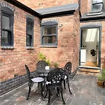 The Harborne Home Opposite Qe Hospital & Birmingham University