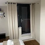 Luxury 1 Or 2 Bedroom Apartment Birmingham City Centre