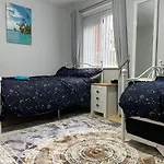 Cosy Warm Apartment In The Heart Of Moseley