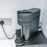 The Windmill Suite - Long Term Discounts, Fast Wifi, Groceries, Up To 6 People