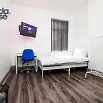 Kunda House O Grange Bunk Rooms Men Only