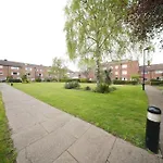 Cosy Home- Sleeps 5+City Centre+ Netflix+Free Park