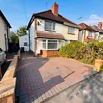 R-2 Newly Renovated Private Self Contained Room With Private Dedicated Bathroom - Selly Oak Birmingham