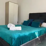 Tudors Esuites Two Bedroom Apartments