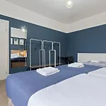Sapphire Stadium Nest