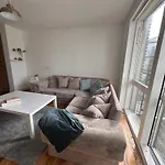 Centrally Located 1Br Apt Near Edg Cricket, University Of Bham, Priory Hospital & Cannon Hill Park