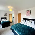 Twilight House -Wyndale Living- B\'Ham Jq Townhouse