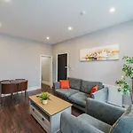 One Bed Apartment In Moseley