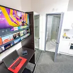 Equipped Compact Studios Next To Uob And Qe Hospital!