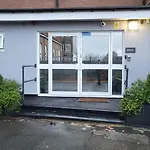 Prime Retreats - Flynn House