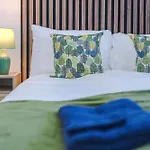Comfort Style Brand New Selly Oaks Apartment