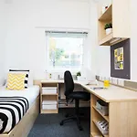 Modern Student-Only Ensuite Rooms In Birmingham City Centre
