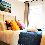 Lovely Holiday Home In Birmingham City Center 3 Bedrooms House By Hf Group