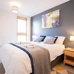 Cosy Luxurious City Centre Apartment - Birmingham - 2 Min Walk From New Street Station/Grand Central
