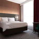Doubletree By Hilton Birmingham Snowhill