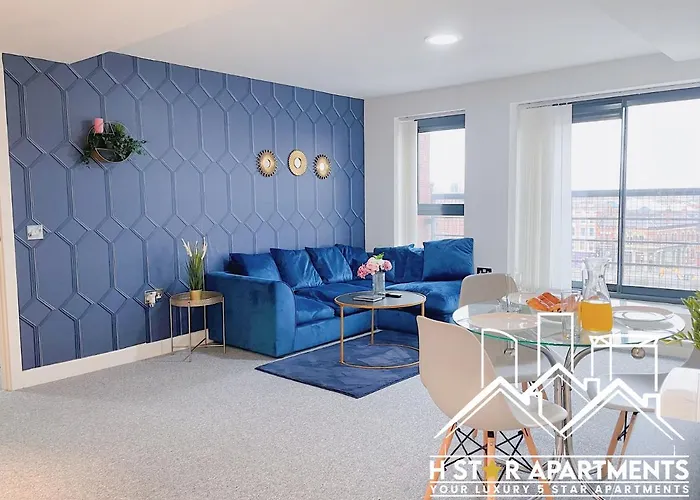 The Blue Ivy- New Luxury 2 Bedroom Apartment