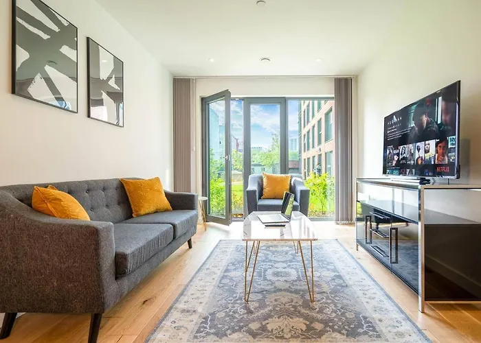 Cube/Mailbox/Luxury New Build- 2 Bed Apartment