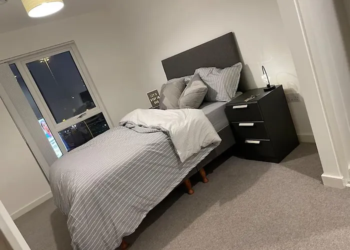Modern 1 Bedroom Flat In Birmingham